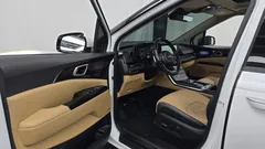 2023 Kia Carnival Diesel 9-Seater Signature, белый — фото 10