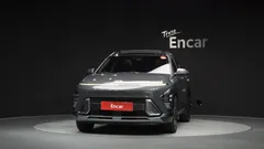 2023 Hyundai Kona Inspiration, серый — фото 3