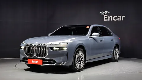 2023 BMW 7-Series 740d xDrive Design Pure Excellence