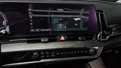 2023 Kia Sportage Signature 2WD, белый — фото 13