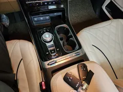 2022 Kia Carnival Gasoline 9-Seater Signature, белый — фото 10