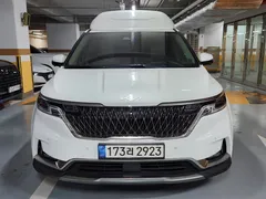 2022 Kia Carnival Gasoline 9-Seater Signature, белый — фото 12