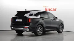 2024 Kia Sorento HEV 1.6 4WD, чёрный — фото 2