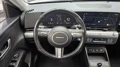 2023 Hyundai Kona Gasoline 1.6 Turbo 2WD, белый — фото 13