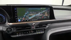 2023 Toyota Crown 2.5 4WD Hybrid, чёрный — фото 13