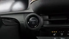 2023 Toyota Crown 2.5 4WD Hybrid, чёрный — фото 17