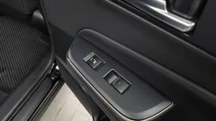 2023 Toyota Crown 2.5 4WD Hybrid, чёрный — фото 19