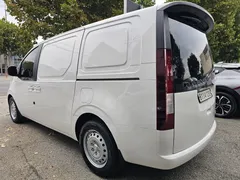 2022 Hyundai Staria Cargo 3-Seater, белый — фото 6
