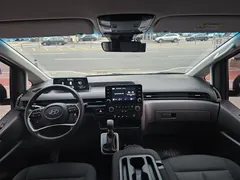 2022 Hyundai Staria Cargo 3-Seater, белый — фото 9