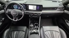 2023 Kia K5 Signature, чёрный — фото 7