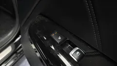 2023 Kia K5 Signature, чёрный — фото 20