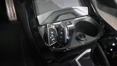 2022 BMW 2-Series 220i M Sports, белый — фото 17