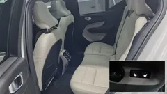 2023 Volvo XC40 B4 Ultimate Bright, белый — фото 15