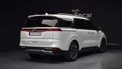 2023 Kia Carnival Diesel 9-Seater Signature, белый — фото 2