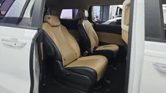 2023 Kia Carnival Gasoline 9-Seater Prestige, белый — фото 11
