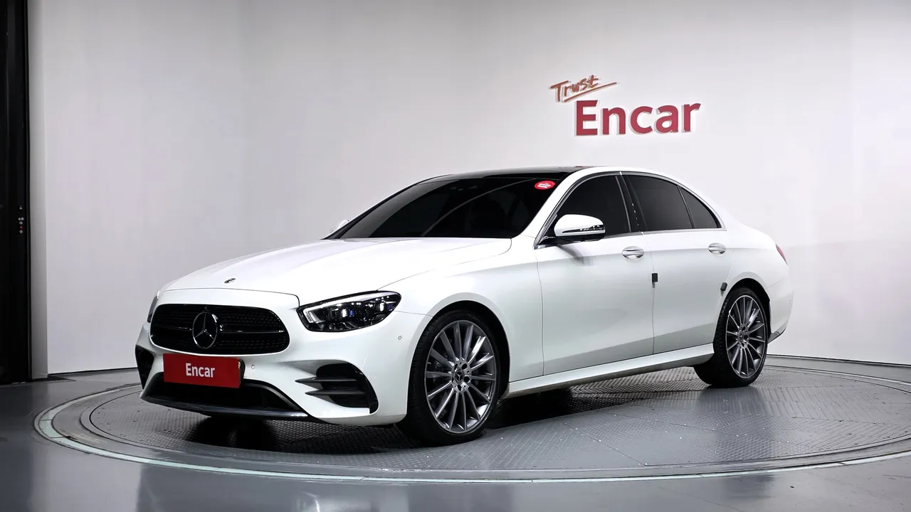 2022 Mercedes-Benz E-Class E350 4MATIC AMG Line