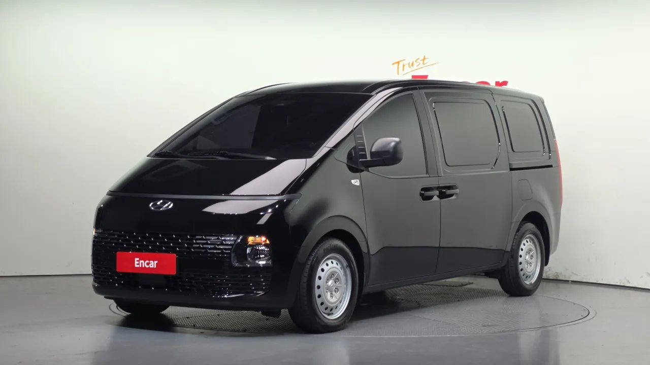 2022 Hyundai Staria Cargo 3-Seater