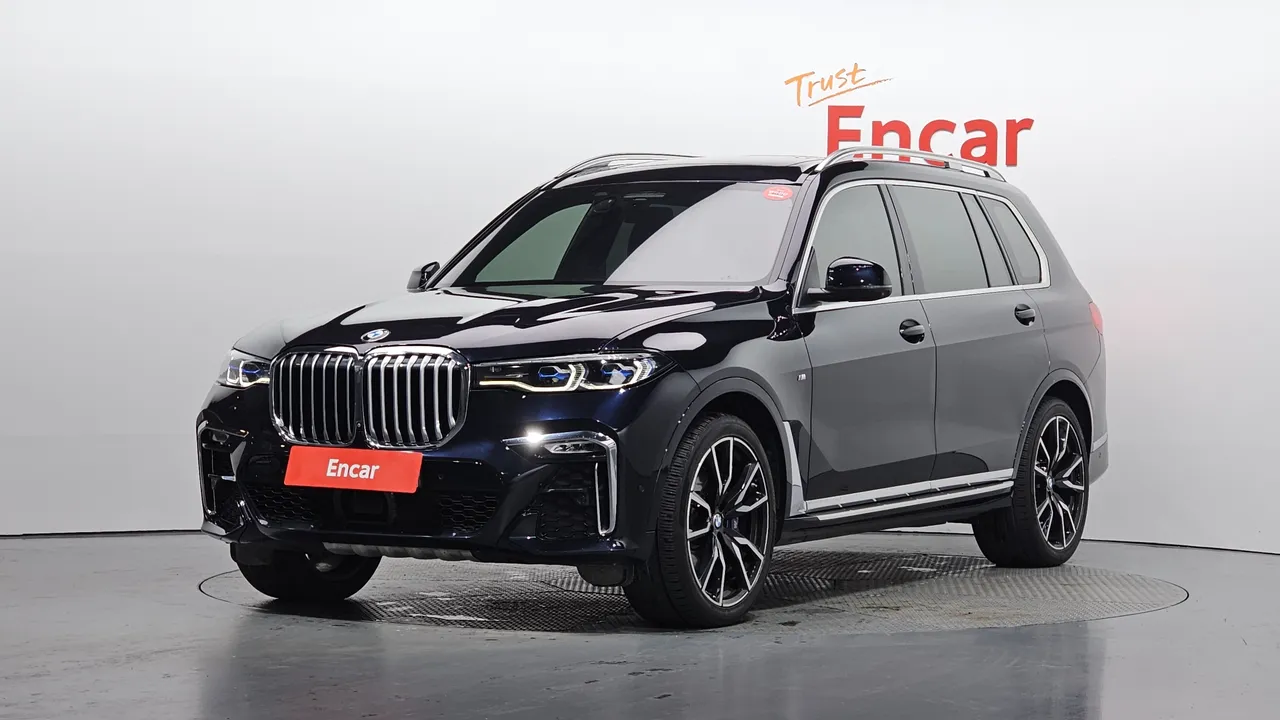 2022 BMW X7 xDrive 40i M Sport 6STR