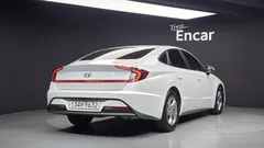 2022 Hyundai Sonata 2.0 LPG(rental car), белый — фото 2