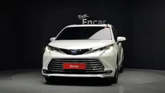 2022 Toyota Sienna 2.5 Hybrid AWD, белый — фото 3