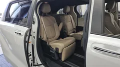 2022 Toyota Sienna 2.5 Hybrid AWD, белый — фото 12