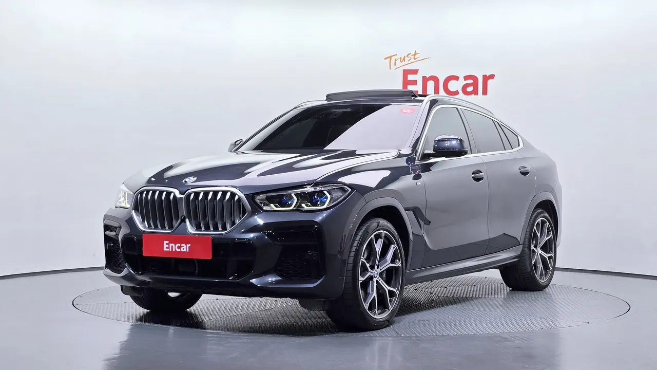 2022 BMW X6 xDrive40i M Sport