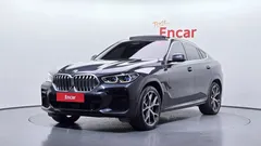 2022 BMW X6 xDrive40i M Sport, серый — фото 1