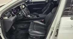 2023 Kia K5 2.0, белый — фото 6