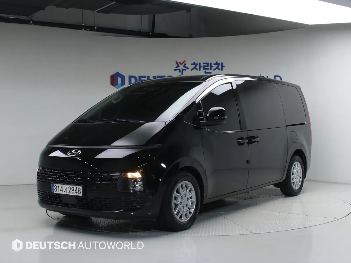 2022 Hyundai Staria Cargo 5-Seater