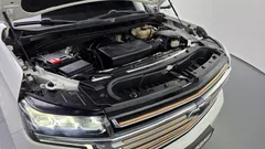 2023 Chevrolet Tahoe 6.2 Dark Knight 4WD, белый — фото 6
