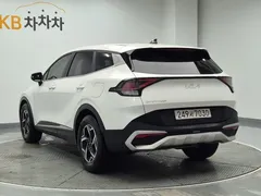 2022 Kia Sportage Gasoline 1.6 Turbo 2WD, белый — фото 2