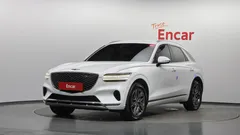 2023 Genesis GV70 2.5T Gasoline AWD, белый — фото 1