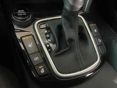 2023 Kia Seltos Gasoline 1.6 Turbo 2WD, белый — фото 18