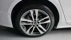 2022 Audi A6 40 TDI Quattro Premium, белый — фото 5