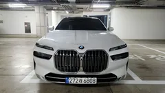 2023 BMW 7-Series 740i sDrive Design Pure Excellence, белый — фото 3