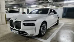 2023 BMW 7-Series 740i sDrive Design Pure Excellence, белый — фото 12