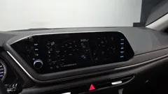 2022 Hyundai Sonata 2.0, чёрный — фото 15
