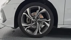 2023 Audi A3 40 TFSI Premium, белый — фото 5