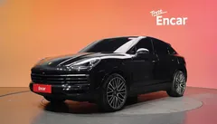 2022 Porsche Cayenne 3.0 Coupe, чёрный — фото 1