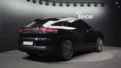 2022 Porsche Cayenne 3.0 Coupe, чёрный — фото 2