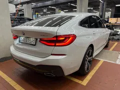 2022 BMW Gran Turismo 630i xDrive M Sport, белый — фото 2