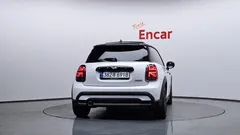 2024 Mini Cooper 클래식 플러스, белый — фото 4