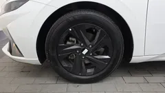 2023 Hyundai Avante Smart, белый — фото 5