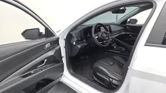 2023 Hyundai Avante Smart, белый — фото 10