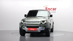 2023 Land Rover Defender 110 D250 SE, зелёный — фото 3