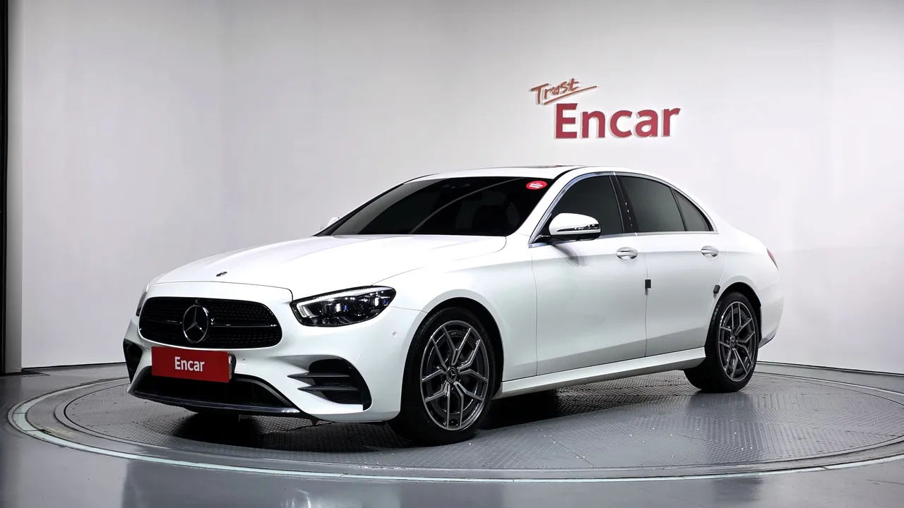 2022 Mercedes-Benz E-Class E220d 4MATIC AMG Line