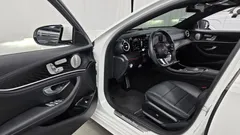 2022 Mercedes-Benz E-Class E220d 4MATIC AMG Line, белый — фото 10