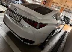 2023 Lexus ES Luxury Plus, белый — фото 4