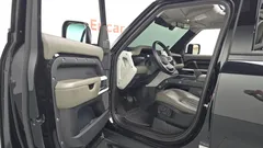 2022 Land Rover Defender 110 D300 HSE, чёрный — фото 10
