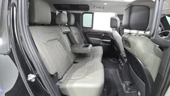 2022 Land Rover Defender 110 D300 HSE, чёрный — фото 12